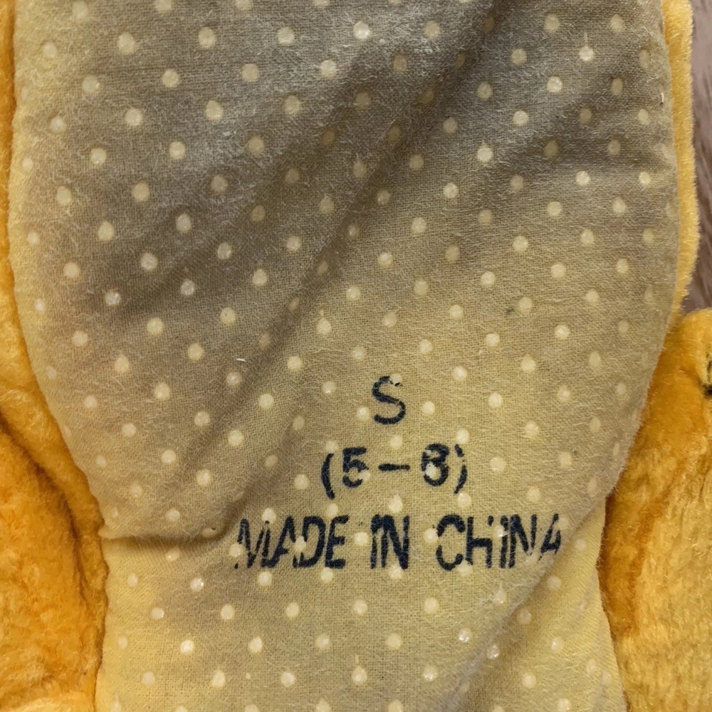 Vintage Garfield Plush Slippers - Picture 5 of 6